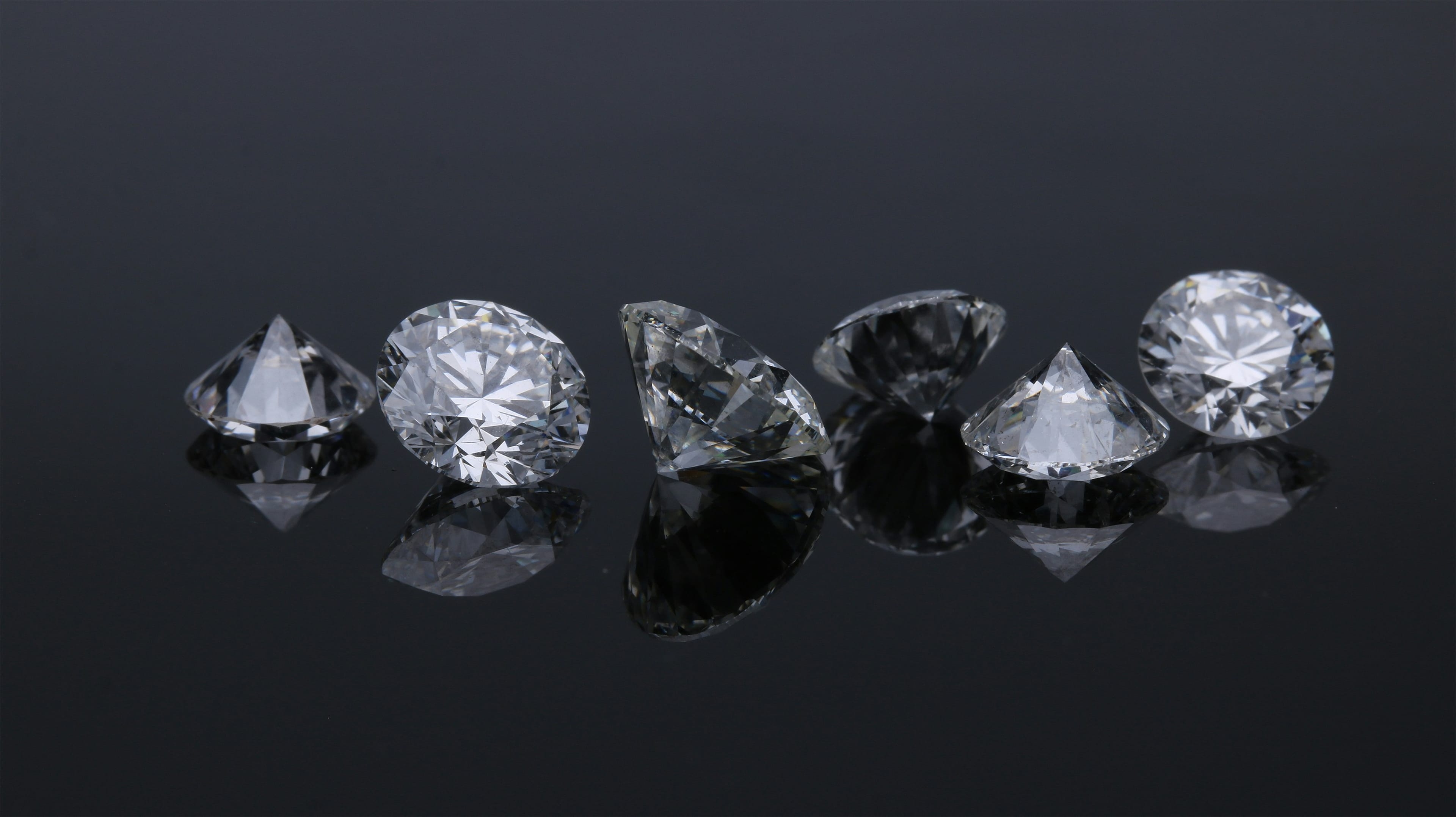 Pennsylvania Woman Finds 3.09-Carat Diamond at Arkansas State Park