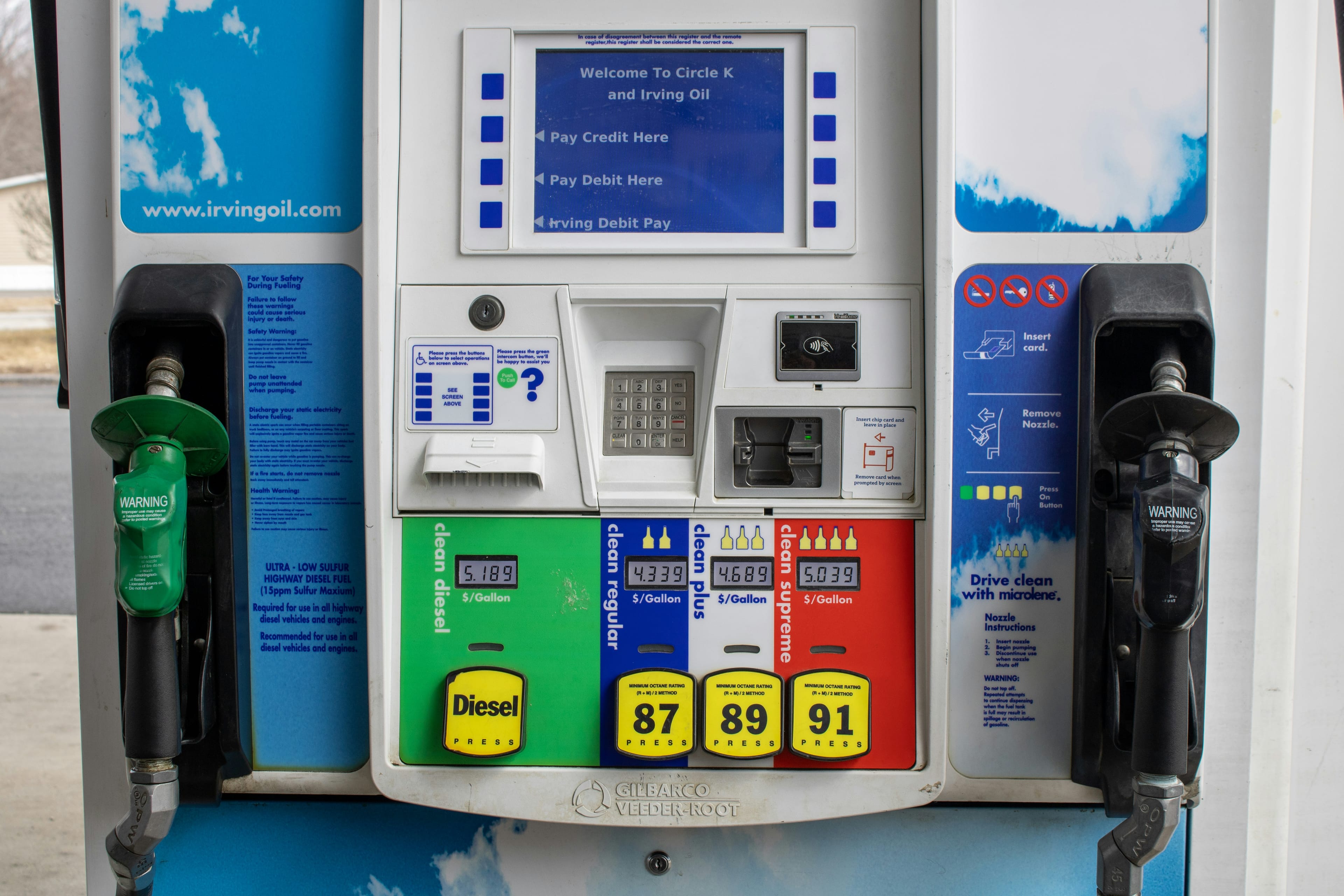US Retail Sales Growth Slows in April as Gas Prices Strain Budgets