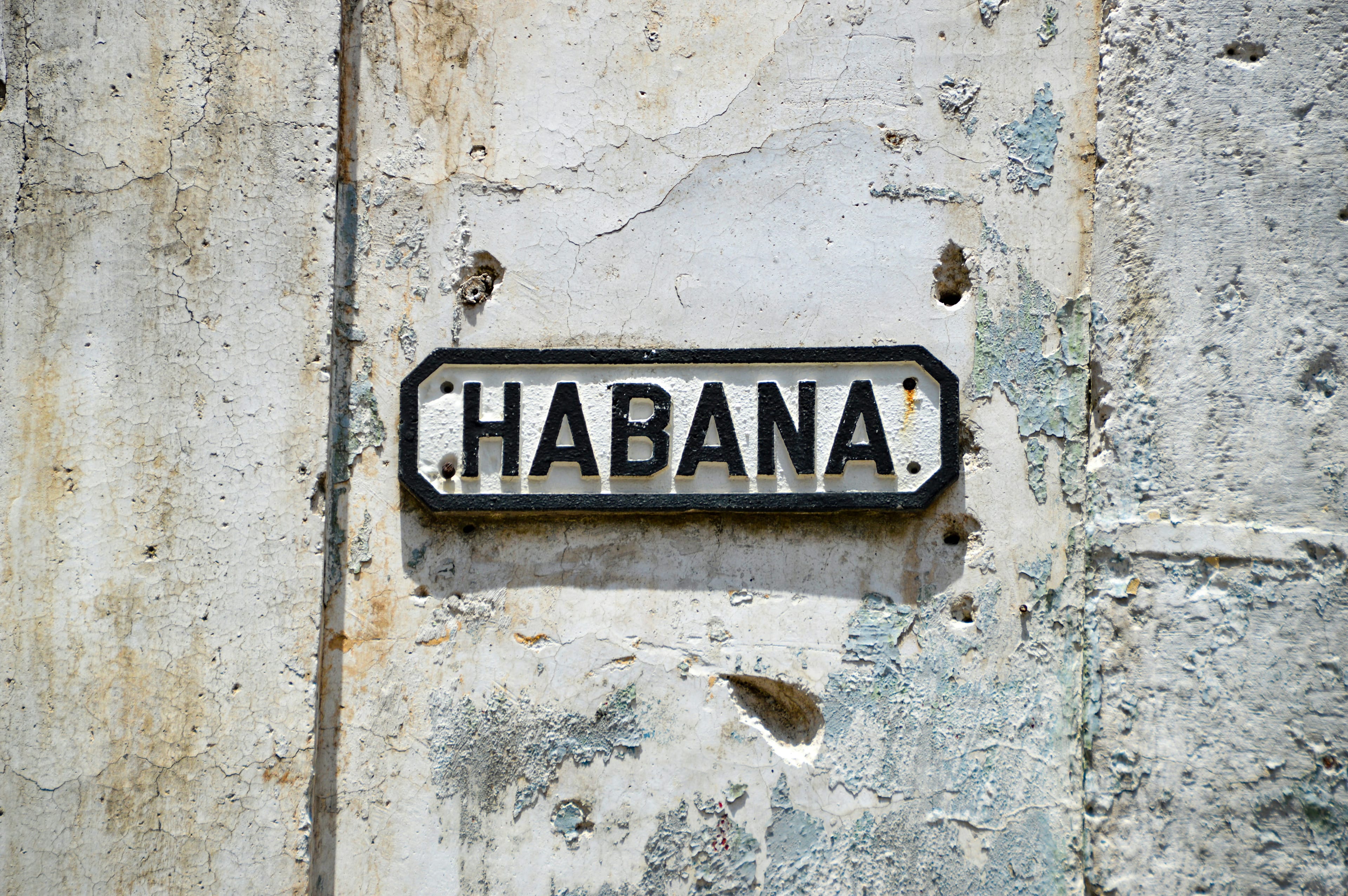 Cuba Accuses Washington of Fabricating Pretext for Military Action