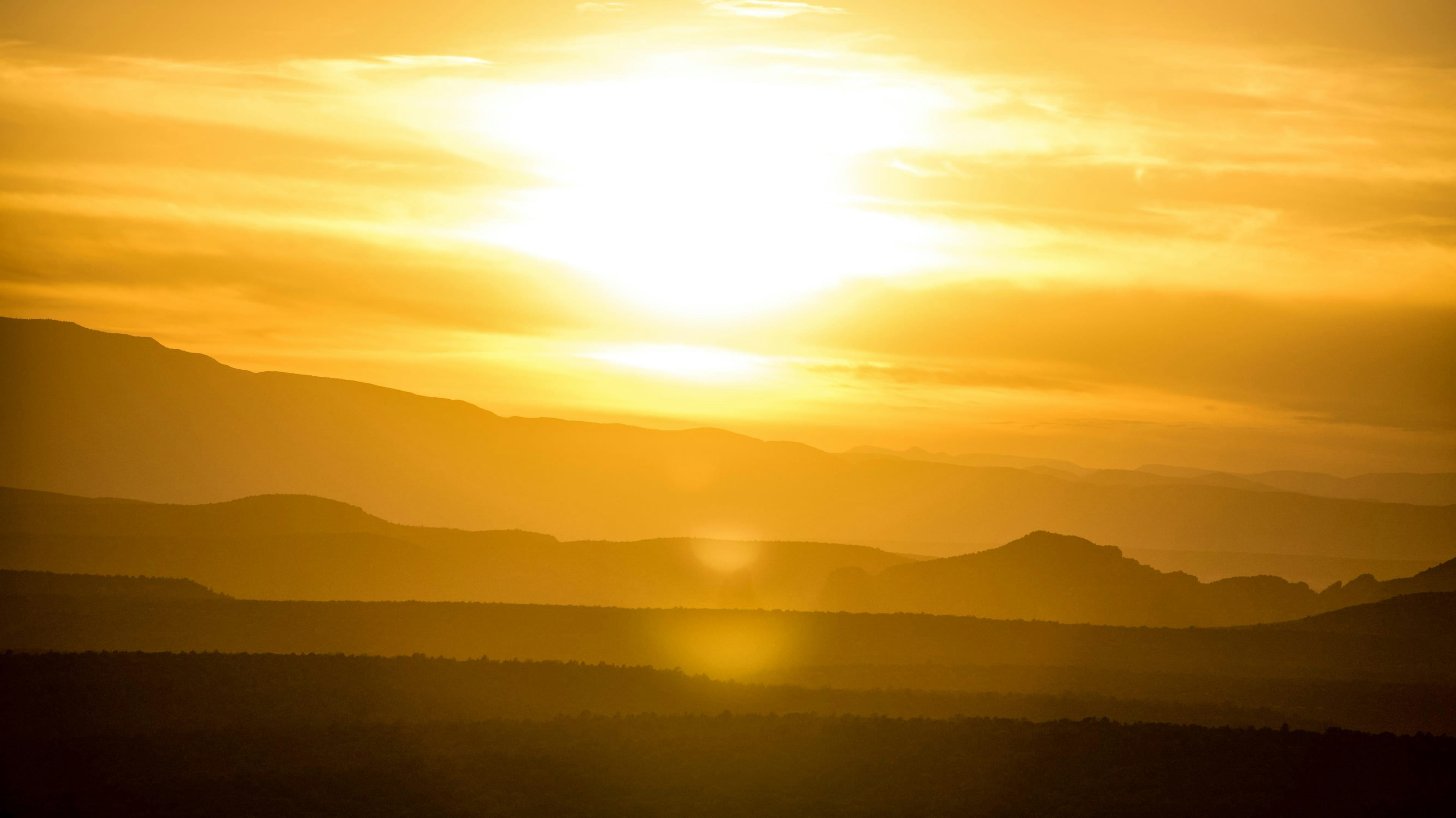 Mid-Atlantic region faces intense heat before holiday weekend relief