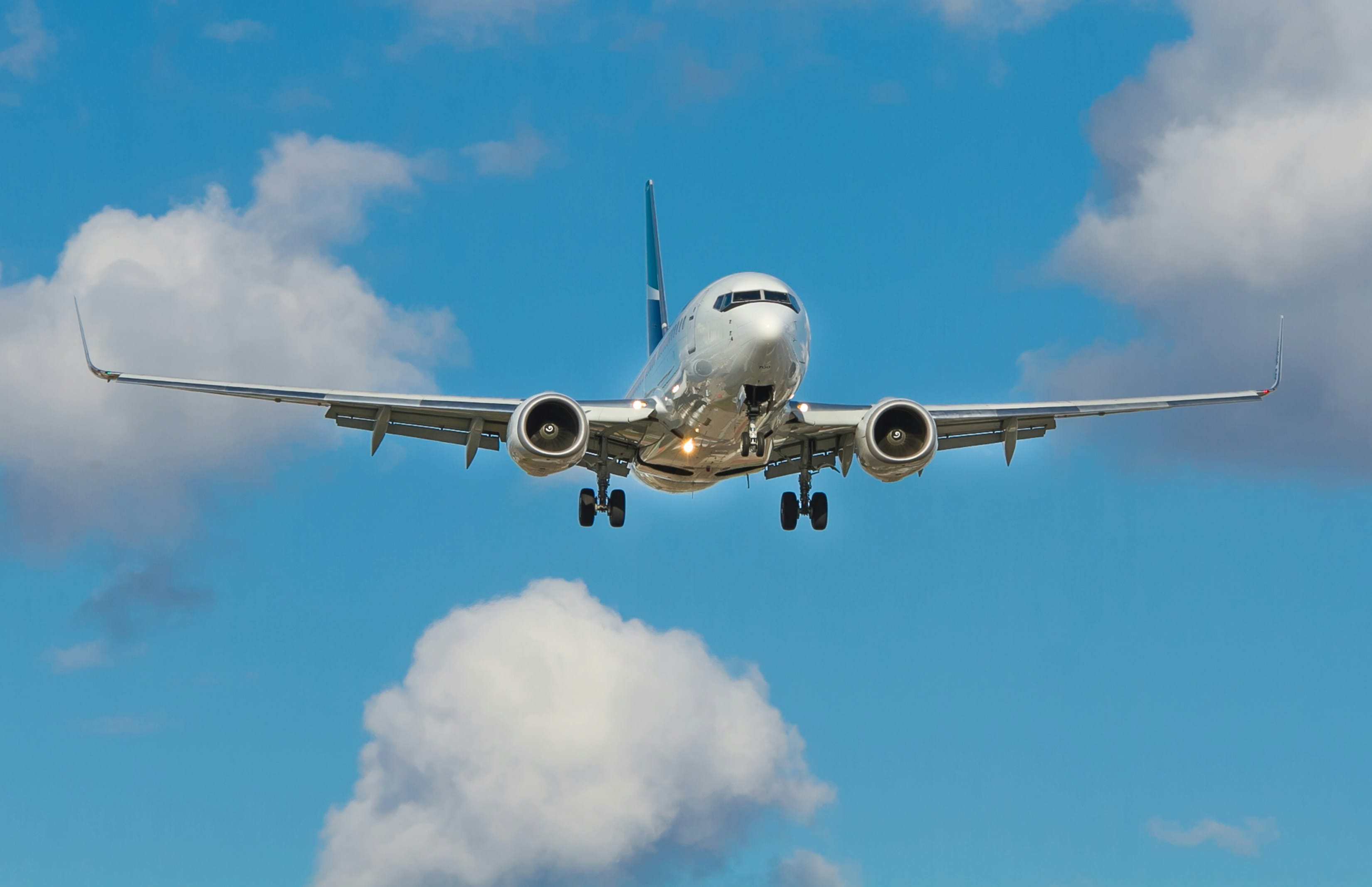 China Agrees to Buy 200 Boeing Jets; Larger Deal Possible