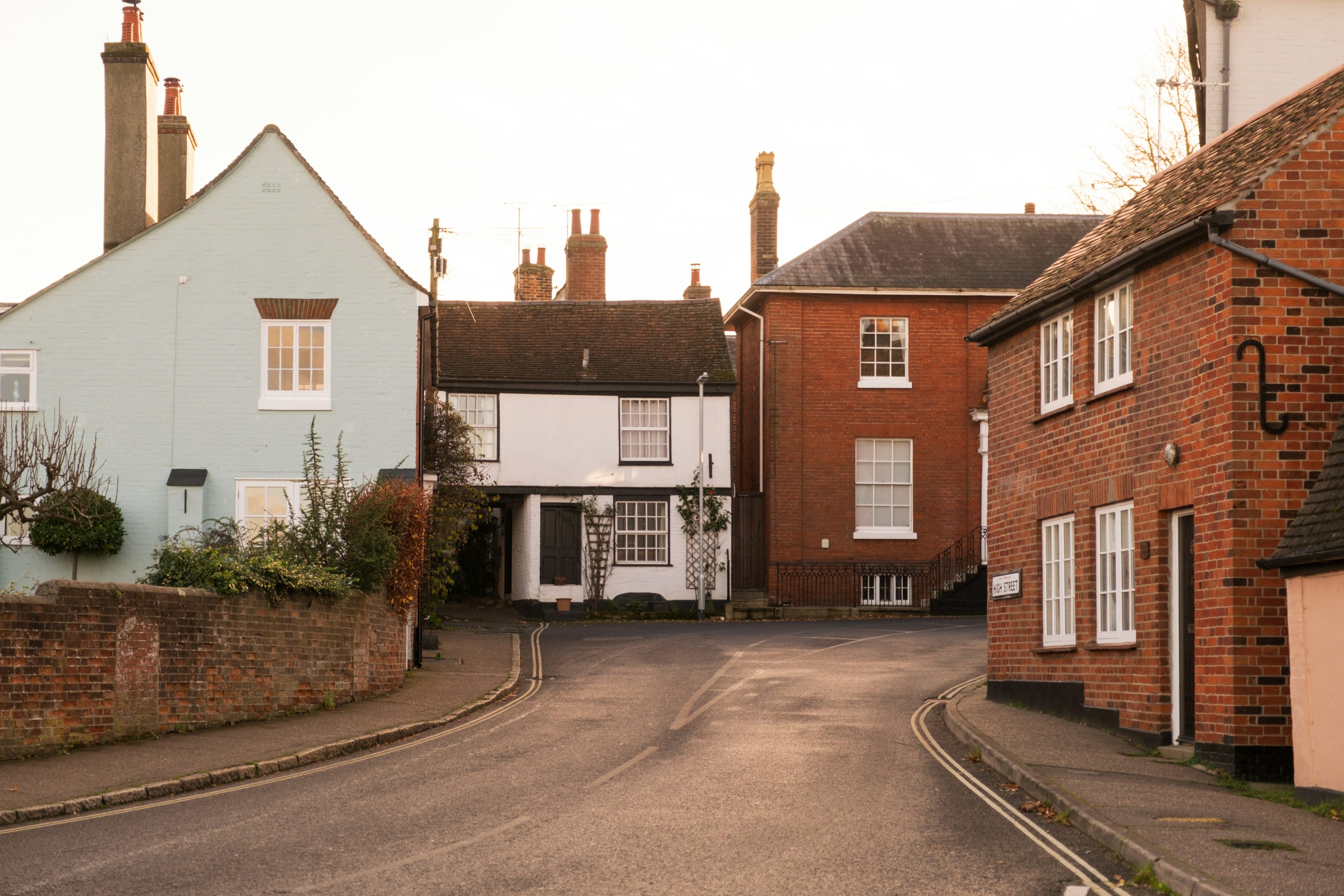 UK House Price Growth Slows, Opening Window for First-Time Buyers