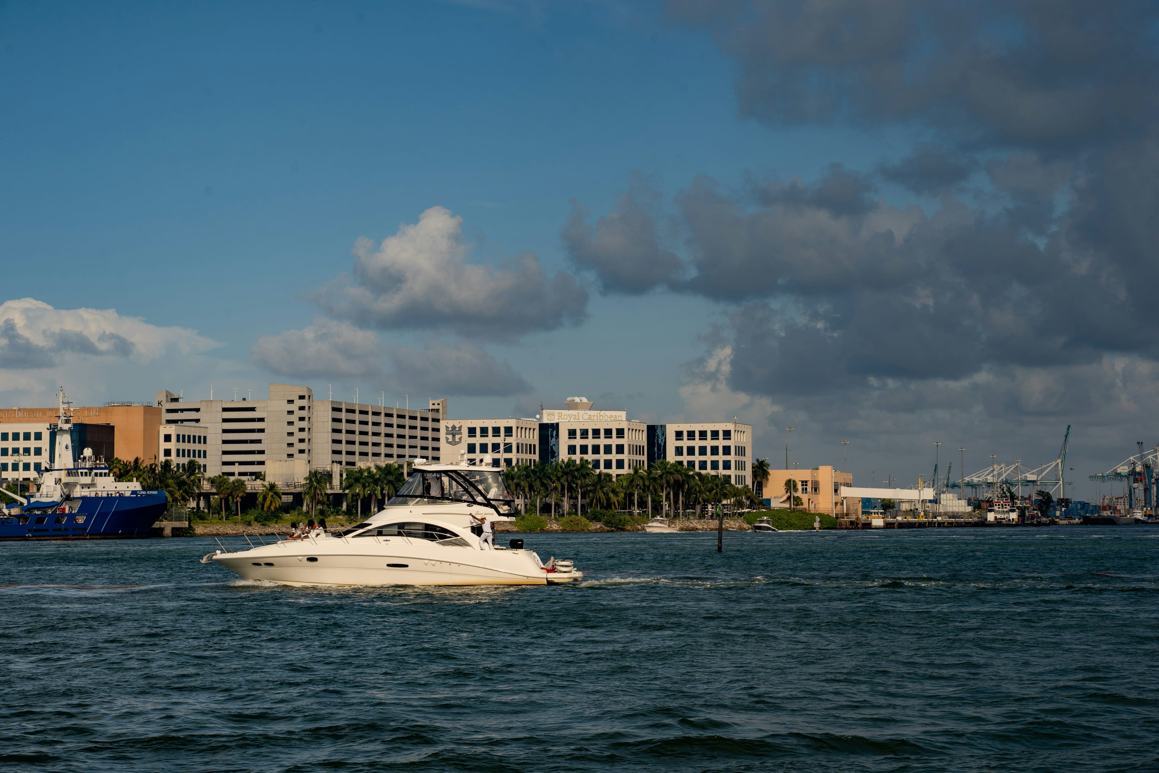 Possible Boat Explosion Near Miami Hospitalizes 15 at Haulover Beach