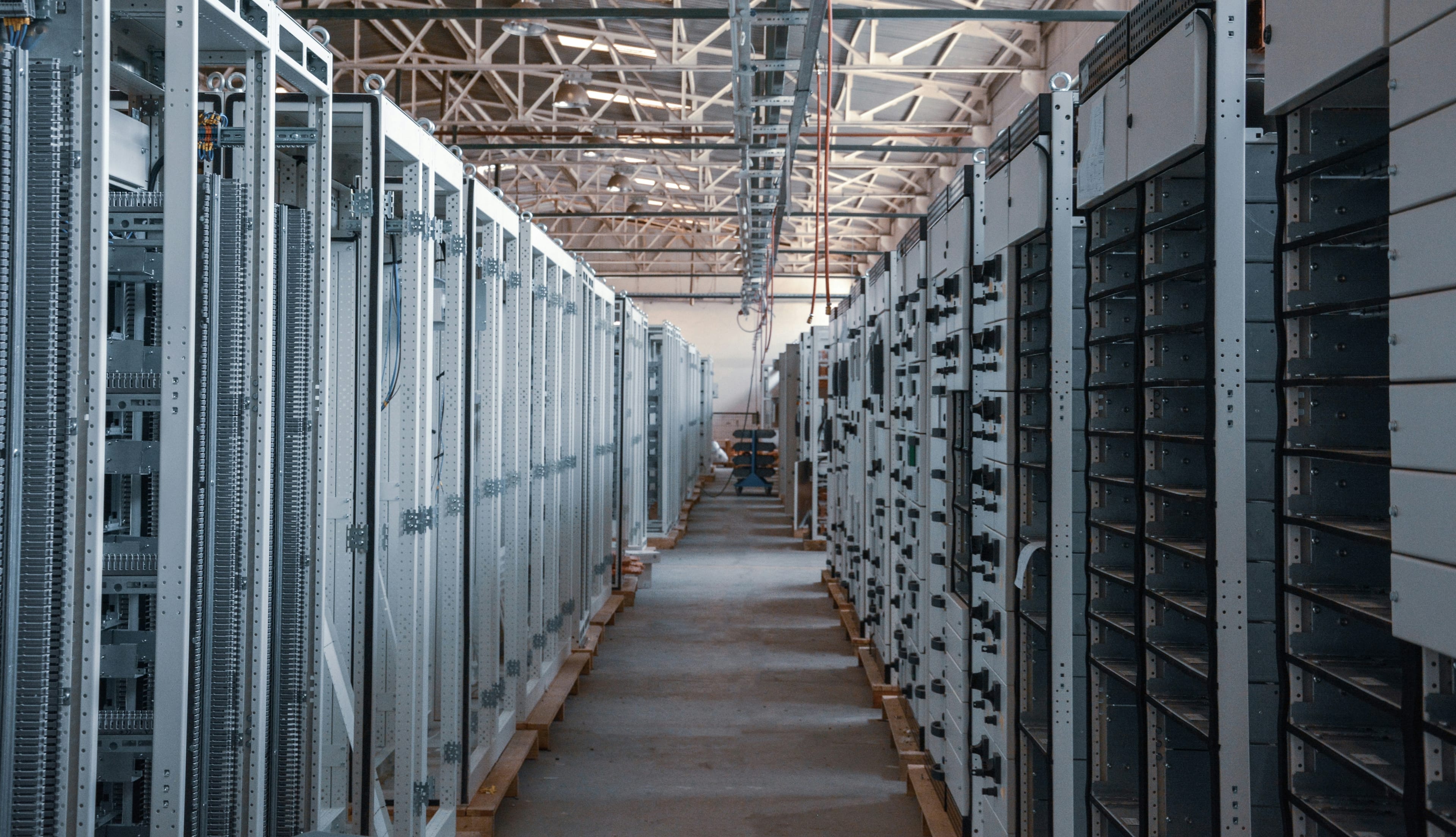 Gallup: Nearly half of Americans strongly oppose local AI data centers